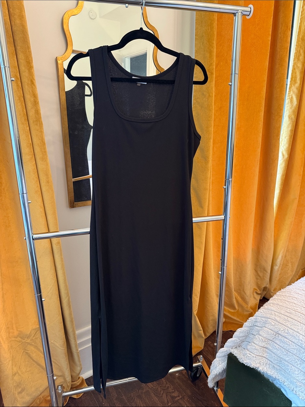 Classic Black Sleeveless Midi Dress size XL